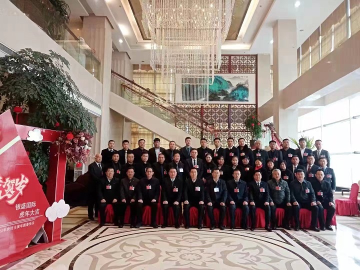 我公司董事長王曉文，通過民主選舉成為菏澤市高新區(qū)人大代表